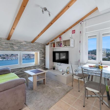 Apartments Joni Cikat Mali Lošinj Eksteriør bilde