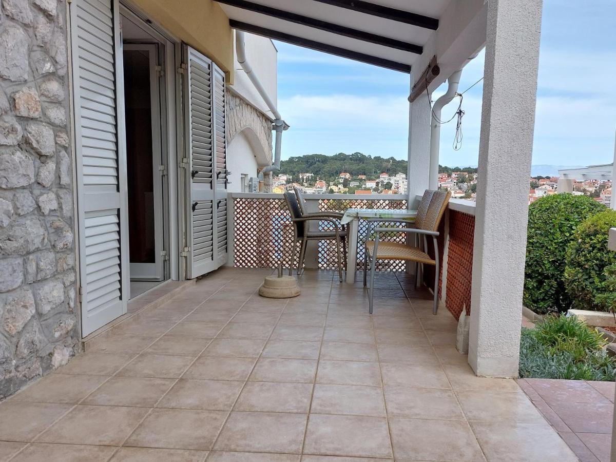 Apartments Joni Cikat Mali Lošinj Eksteriør bilde