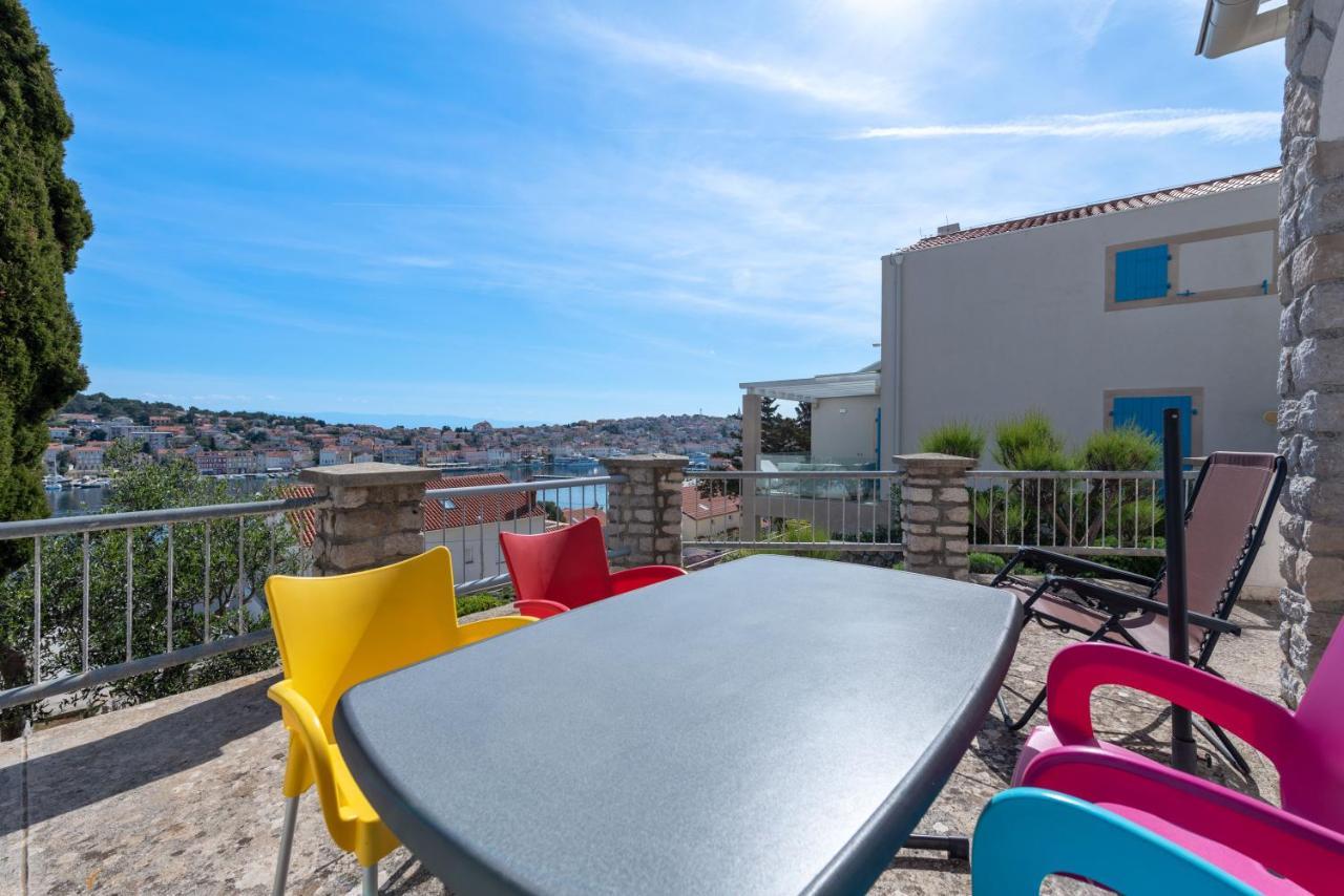 Apartments Joni Cikat Mali Lošinj Eksteriør bilde