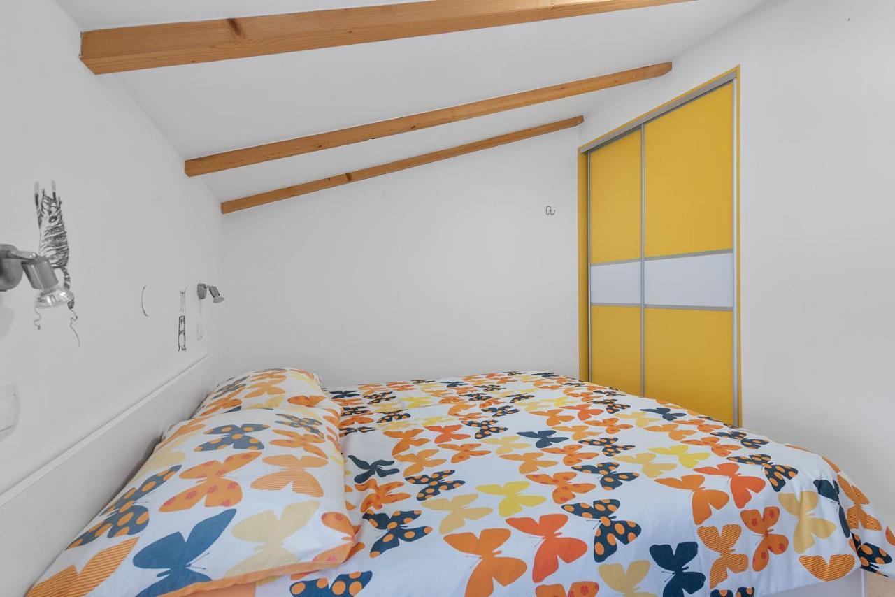 Apartments Joni Cikat Mali Lošinj Eksteriør bilde
