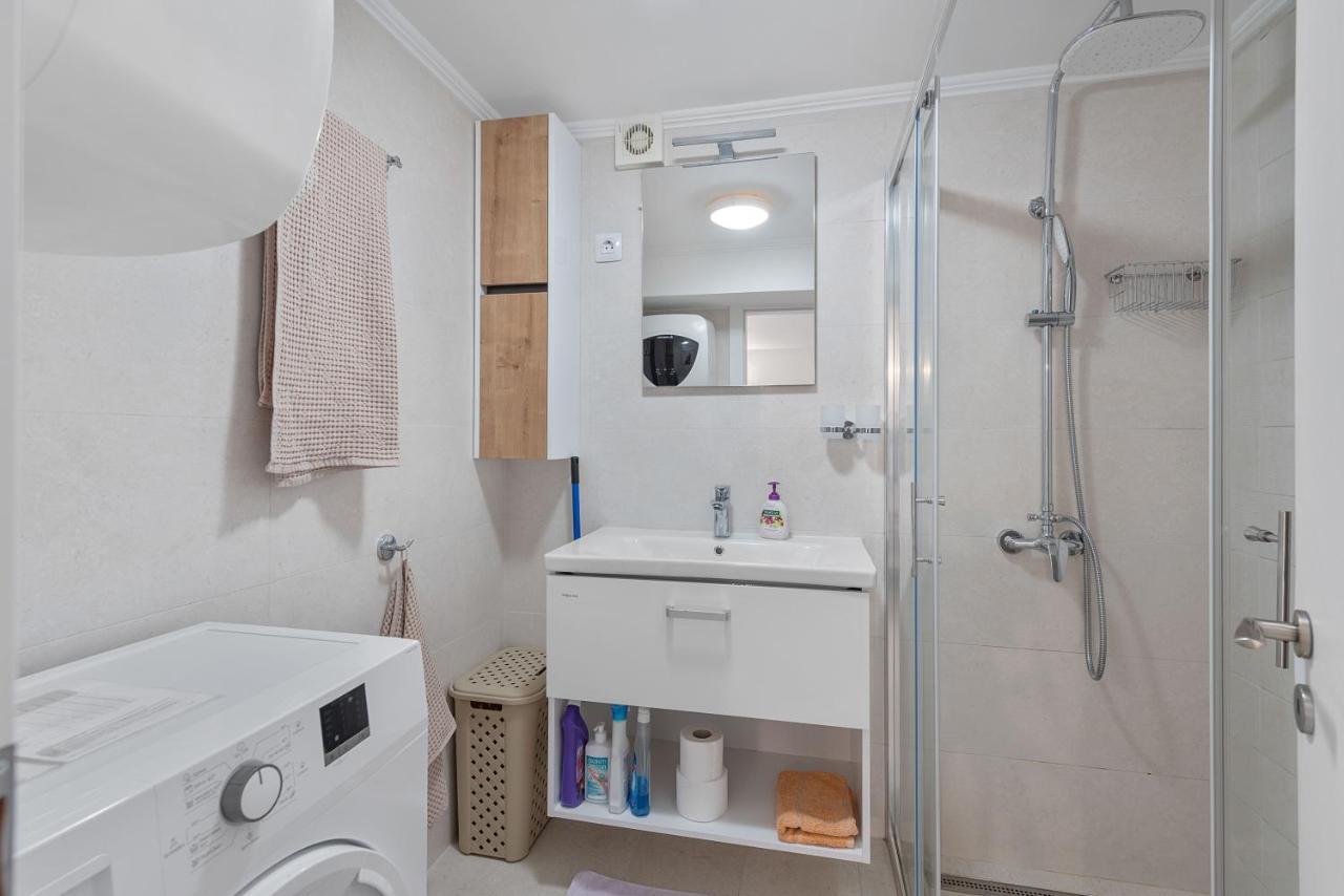 Apartments Joni Cikat Mali Lošinj Eksteriør bilde